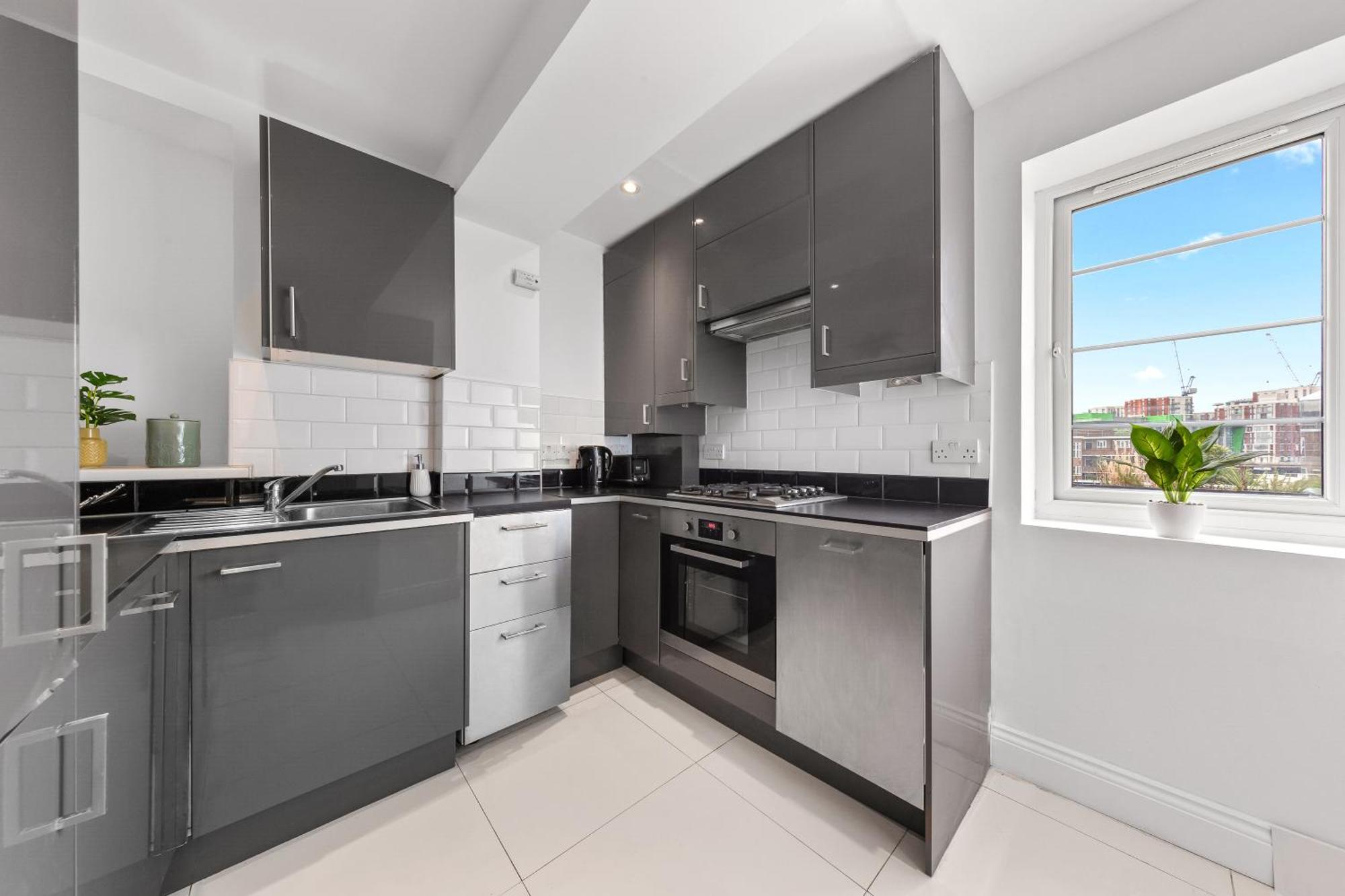 Central London Two Bedroom Serviced Apartment - Nine Elms Luxury Stay - Vauxhall & Westminster Exterior foto